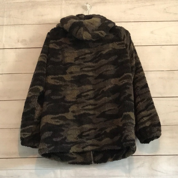 Camo Fleece Hoodie - Picture 3 of 3